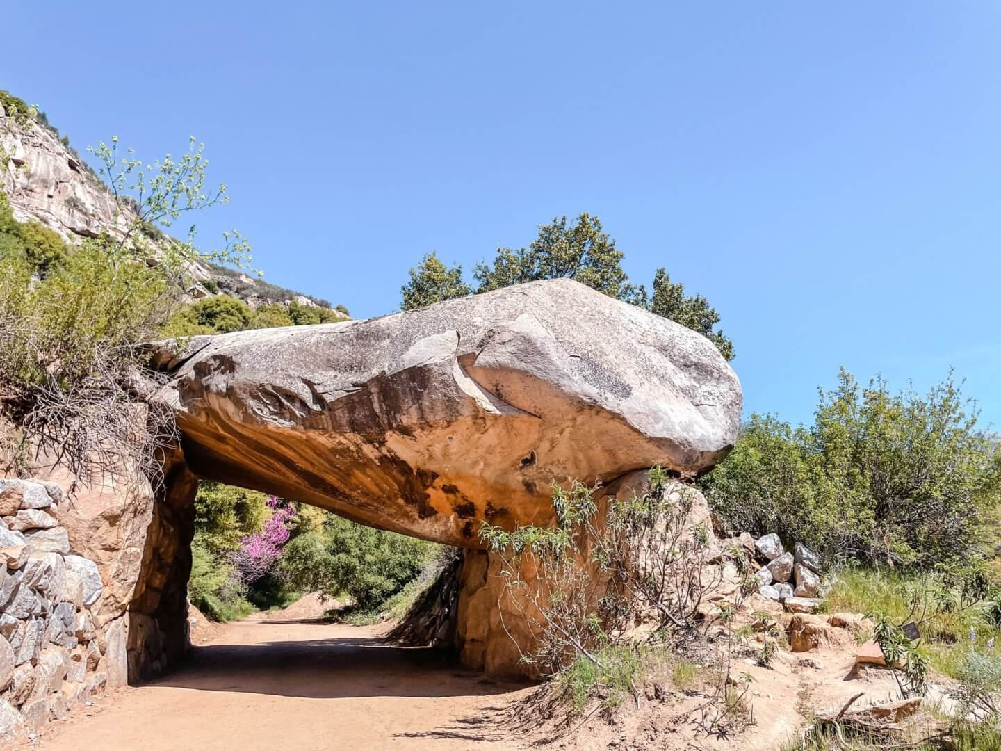 Tunnel Rock